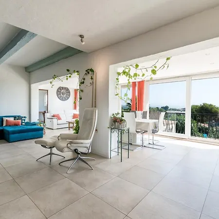 펜션 Paloma - Great Location - Sea View - Alps