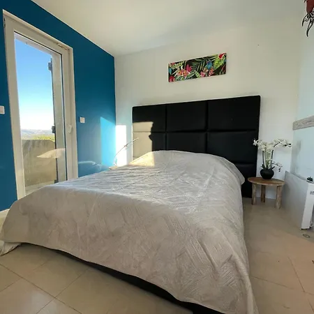 Paloma - Great Location - Sea View - Alps 펜션 앙티브