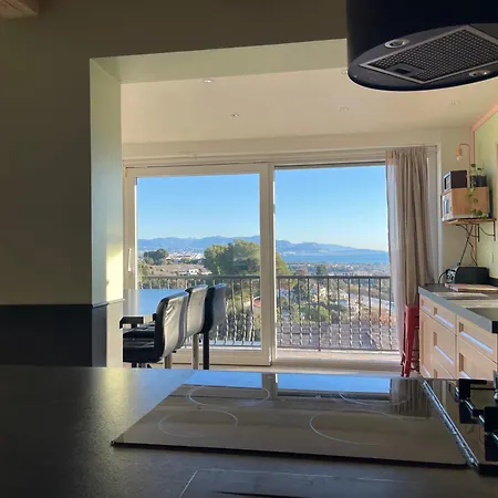 Paloma - Great Location - Sea View - Alps *